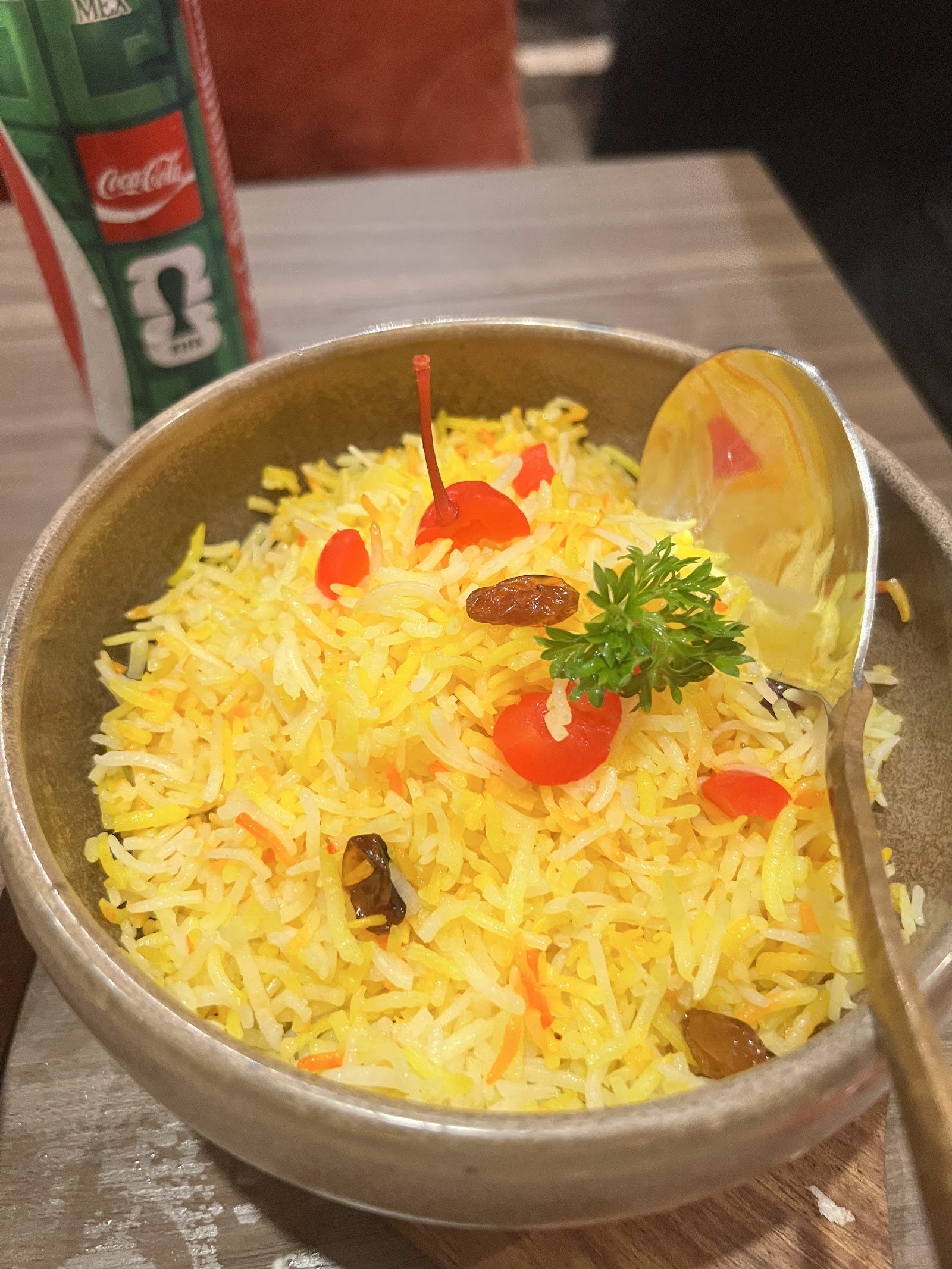 Saffron rice with raisins